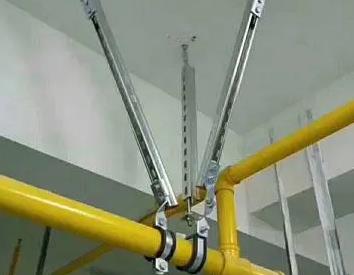 闸阀支撑架的质量要求。价格决定了额敏抗震支撑框架的质量。